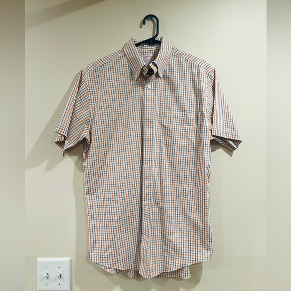 🔥Brooks Brothers Non Iron Shirt🔥 - Picture 1 of 6